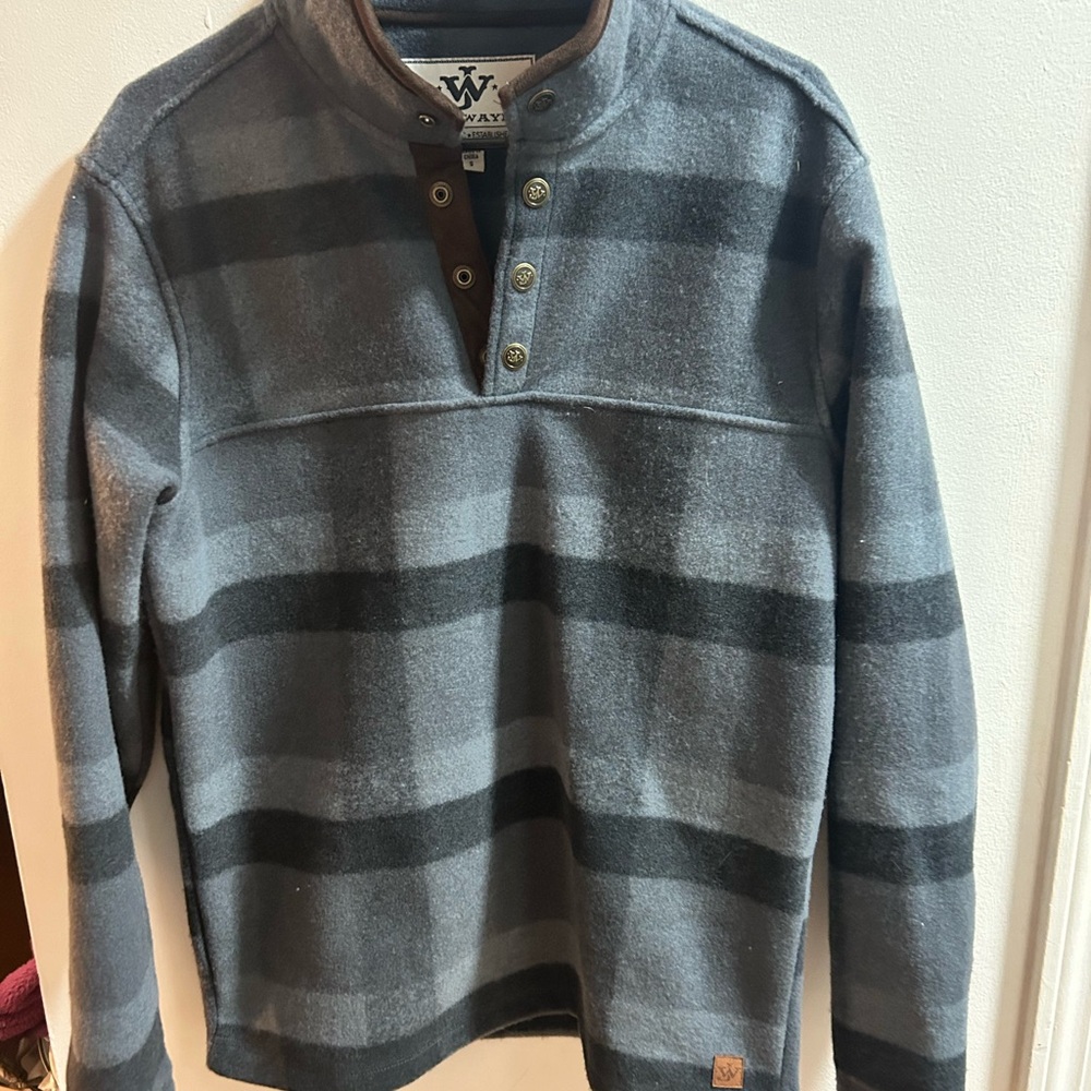 John Wayne Mens Pullover Fleece Shirt Gray Black Stripe Snap‎ Collar Size S